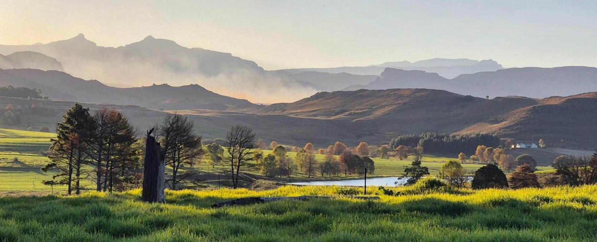 Khanyeni Himeville Bagian luar foto